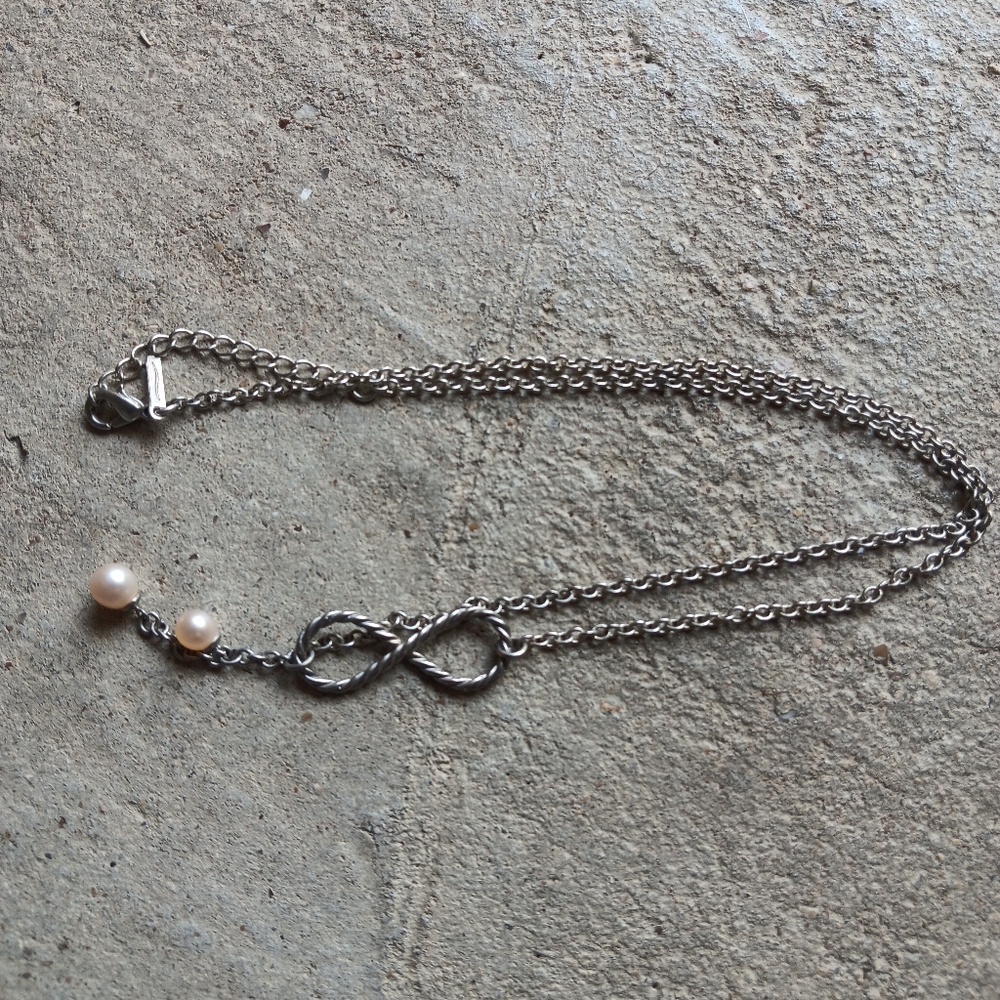 Vantel Pearls Infinite Love Necklace with Pearls